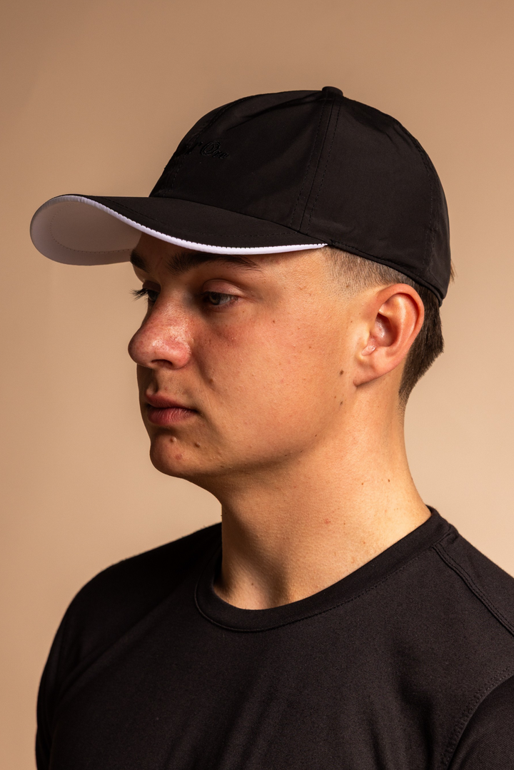 Cappello Lucente